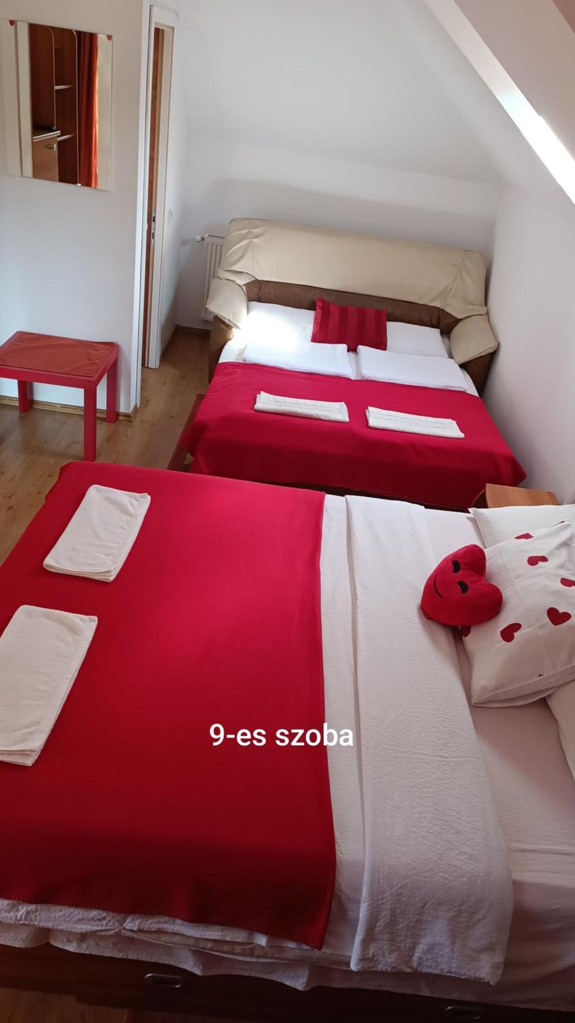 Pasager House Lejlighed Sovata Værelse billede
